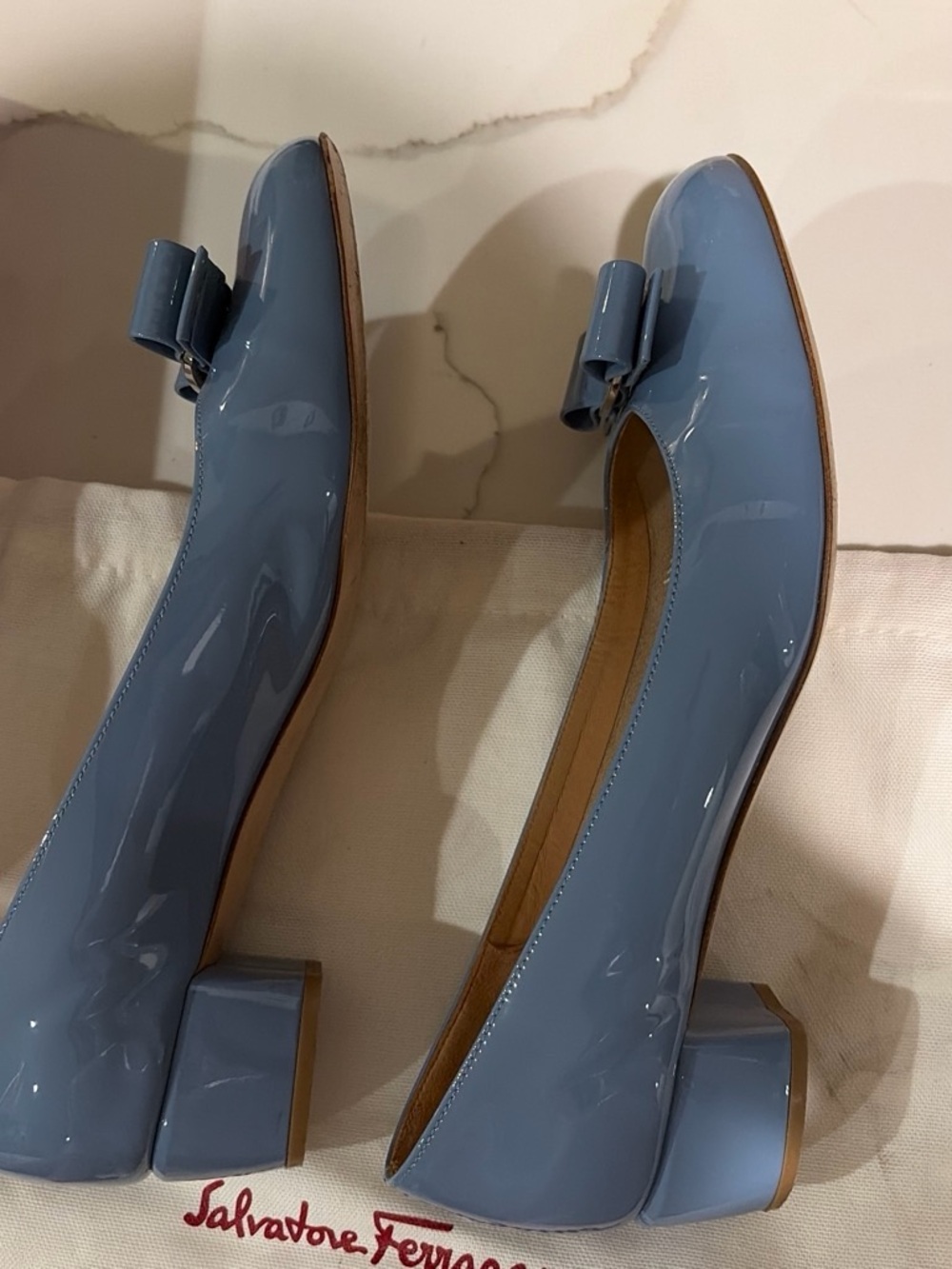 Salvatore Ferragamo Women’s Blue Vara Bow Leather Flats - Picture 3 of 6